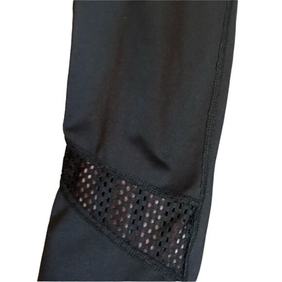 3 for $30! Nicole Miller black Capri leggings‎ - Picture 10 of 11